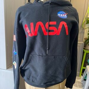 Artist Union Clothing Co. Black Sweatshirt